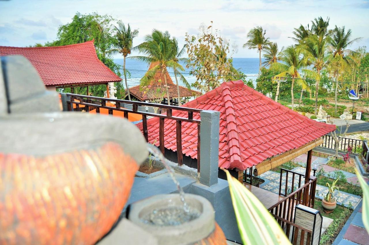 Surya Chandra Beach Bungalow Hotel Batununggul Exterior photo